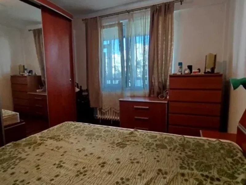 Basarabia, Baia de Arama, metrou Costin Georgian.