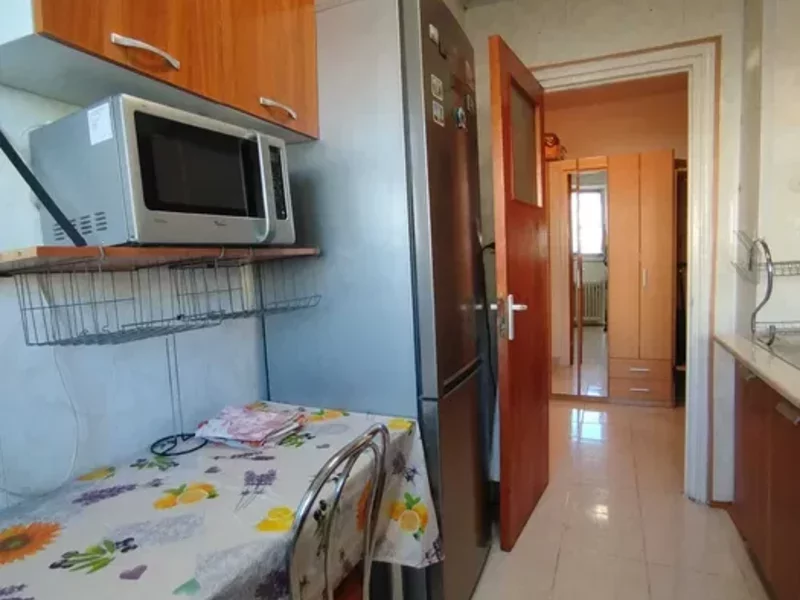 Basarabia, Baia de Arama, metrou Costin Georgian.